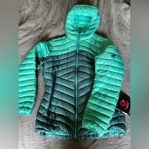 Brand new Mammut down jacket